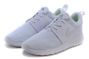 Nike Roshe Run белые (35-44)