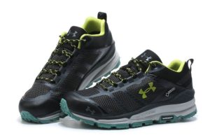 Under Armour Charged черные с зеленым (40-44)