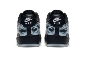 Nike Air Force 1 LV8 черные-скелет (40-44)