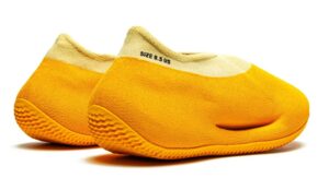 Adidas Yeezy Knit Runner Sulfur оранжевые мужские (40-44)